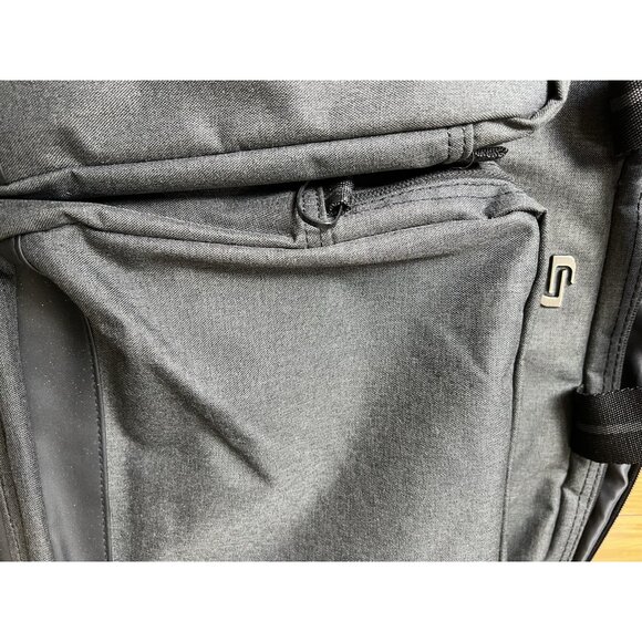 Solo New York Duane Hybrid Briefcase Backpack for 15.6" Laptop Gray NWT - Picture 5 of 11